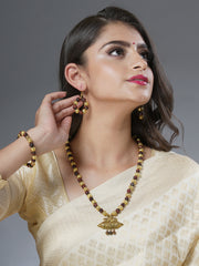 Eykaa Glorious Brilliance: Red Tiger Eye & Lava Set Necklace With Earrings