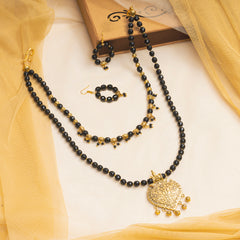 Eykaa Glorious Wonder: Black Faceted Jade Necklace With Earrings
