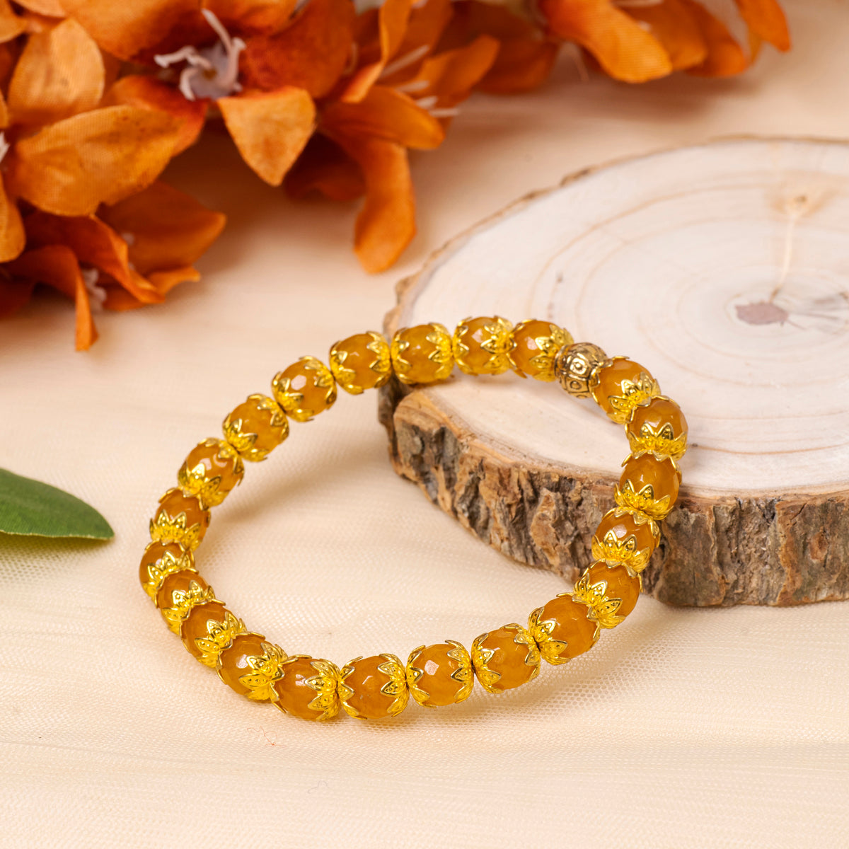 FACETED YELLOW JADE, WITH GOLDEN LAVA BRACELET