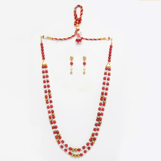 Eykaa Red Howlite And Freshwater Pearl Necklace With Earrings On A White Background.