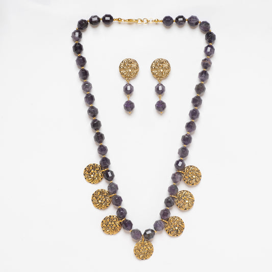 AMETHYST WITH GOLDEN PENDANT. NECKLACE WITH
EARRINGS.
Eykaa
stone jewellery
womens jewellery
earing for women
bracelet for women
necklace for women
jewellery stores