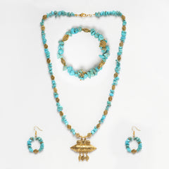 FIROZA, WITH GOLDEN PENDENT NACKLACE  WITH EARRINGS.