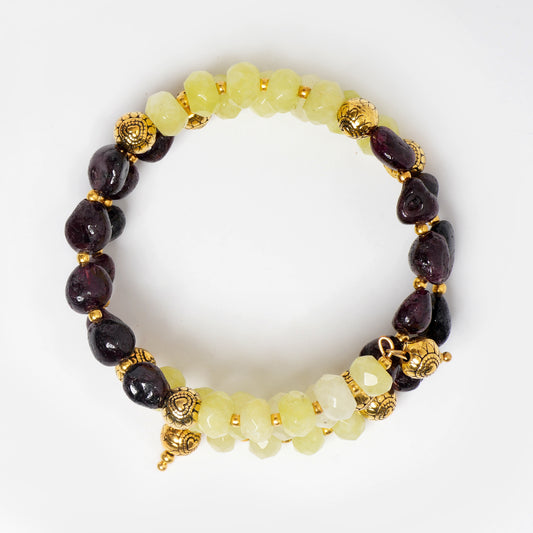 Eykaa Glorious Sun & Moon: Green Jade & Garnet Bracelet