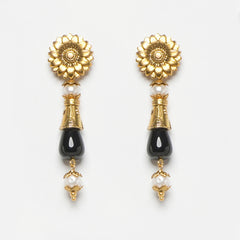 EYKAA BLACK ONYX AND SHELL PEARL EARRINGS