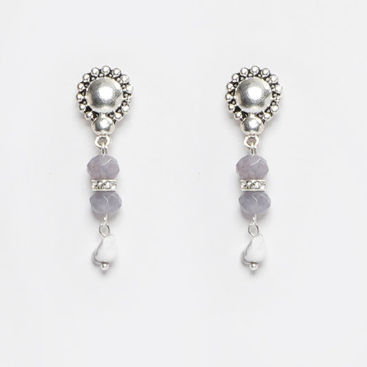 Eykaa Glorious Twilight: White Howlite & Grey Jade Earrings