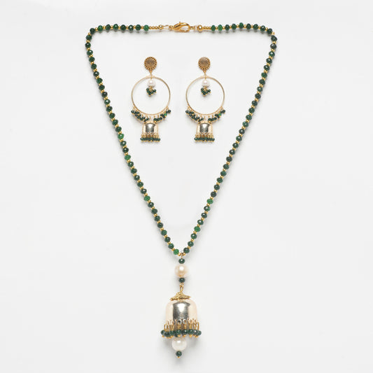 EYKAA GREEN FACETED JADE WITH FRESHWATER PEARL PENDANT WITH GOLDEN BEADS NECKLACE AND EARRINGS IN BALI PATTERN