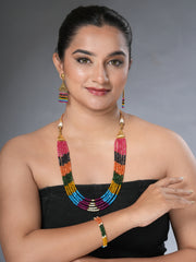 Eykaa Glorious Treasure: Jade and Shell Pearl Layered Necklace With Earrings