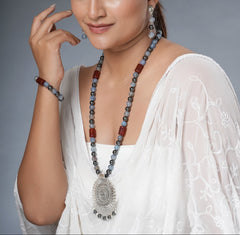 Eykaa Glorious Dynamic: Carnelian, Agate & Hematite Necklace With Earrings