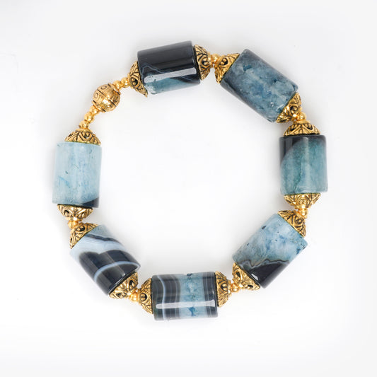 Eykaa Radiant Waves: Blue Agate Bracelet