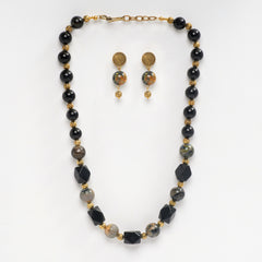 Eykaa Light Illuminate Trinity: Agate & Onyx Necklace With Earrings Set