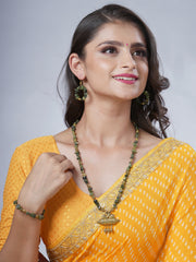 Eykaa Glorious Spirit: Uncut Nephrite Jade Necklace With Earrings