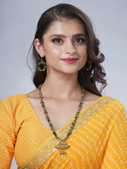 Eykaa Glorious Spirit: Uncut Nephrite Jade Necklace With Earrings