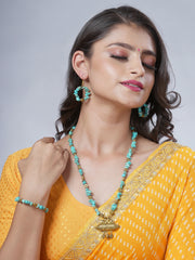 Eykaa Glorious Waves: Uncut Firoza & Golden Pendant Necklace With earrings