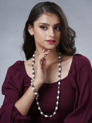 Eykaa Illuminate Ocean: Hematite & White Howlite Unisex Mala Bracelet