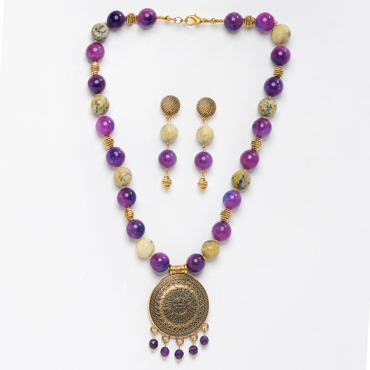 Eykaa Glorious Allure: Serpentine and Purple Jade Necklace With Earrings