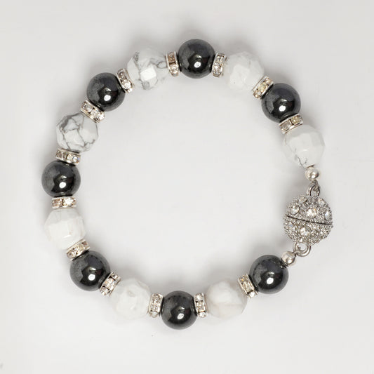Eykaa Illuminate Ocean: Hematite & White Howlite Unisex Bracelet