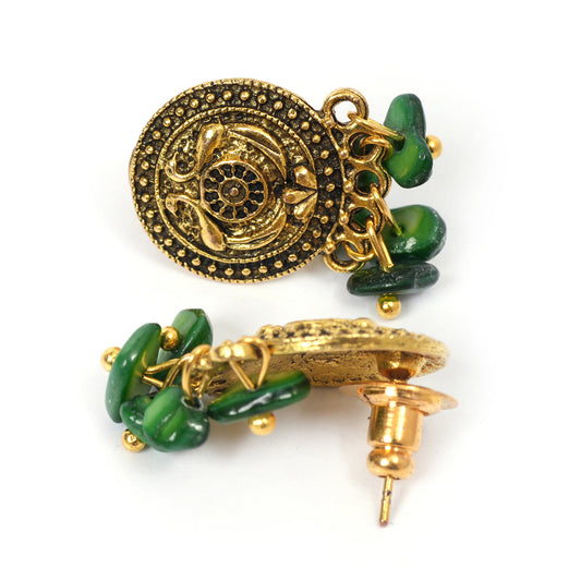 Eykaa Glorious Green: Green Mother of Pearl Earrings