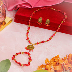 EYKAA UNCUT RED MOTHER OF PEARL WITH GOLDEN CHARMS BRACELET