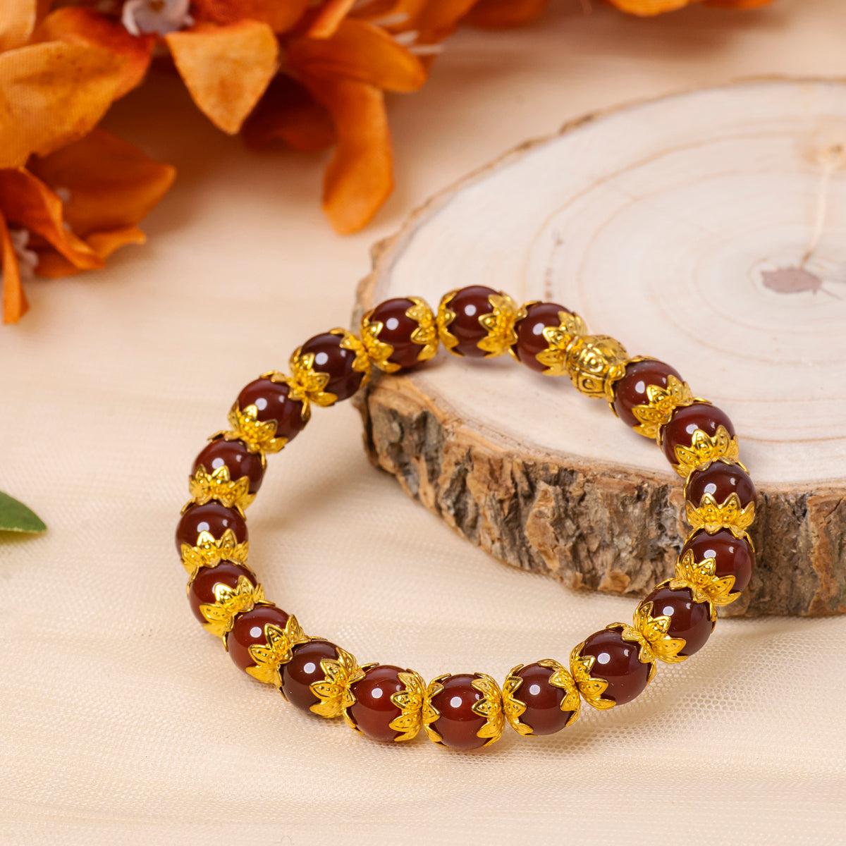 GOLDEN LAVA, RED ONNYX BRACELET