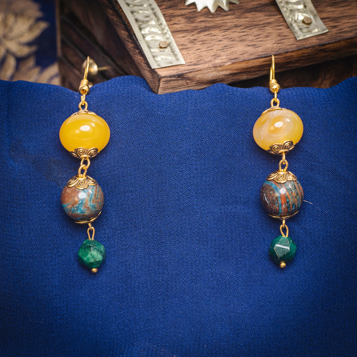 EYKAA GREEN FACETED TIGER EYE , CHRYSOCOLLA WITH AGATE EARRINGS