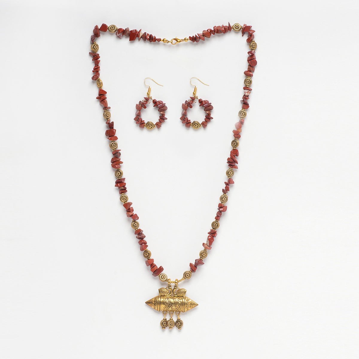 Eykaa Glorious Essence : Red Jasper & Golden Pendant Necklace With Earrings Set