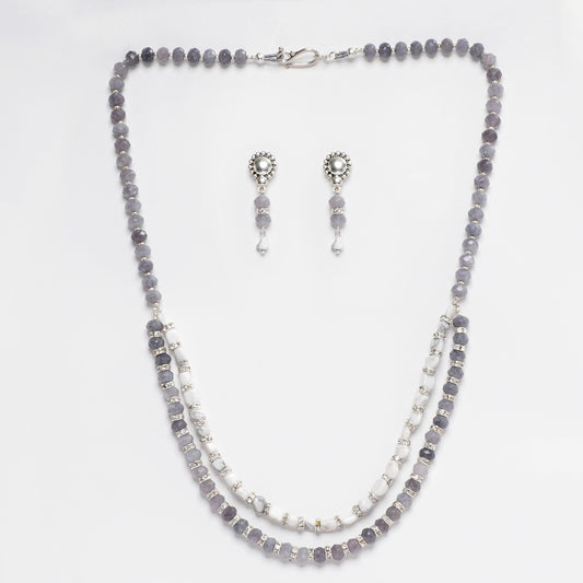 EYKAA WHITE HOWLITE AND GREY JADE NECKLACE WITH EARRINGS