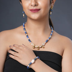 Girl Model Wearing Eykaa Lapis Lazuli, Freshwater Pearl, And Jade Necklace With Earrings And Bracelet.