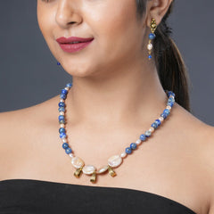 Girl Model Wearing Eykaa Lapis Lazuli, Freshwater Pearl, And Jade Necklace With Earrings.