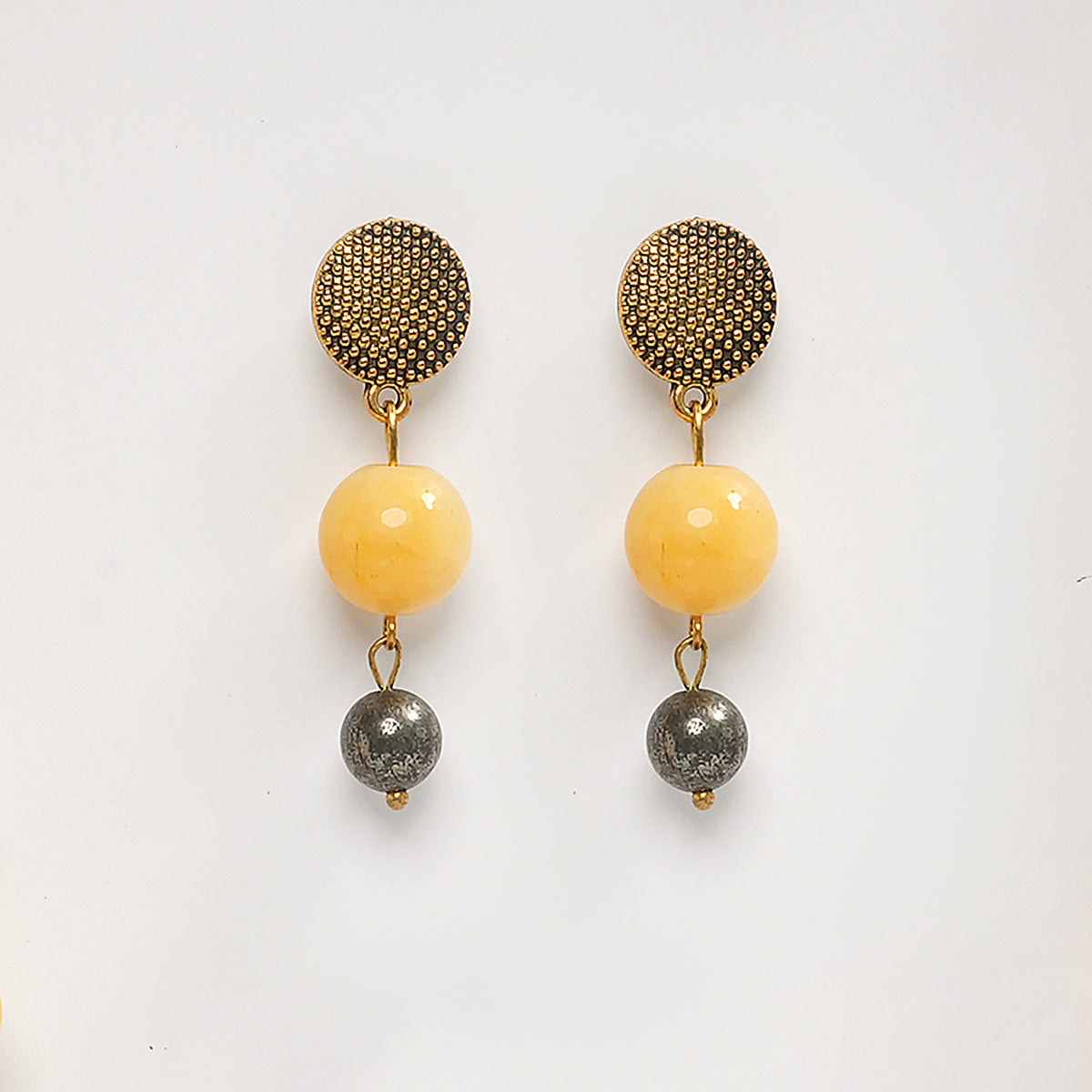 EYKAA YELLOW JADE WITH PYRITE COINS AND FACETED BLACK JADE EARRINGS