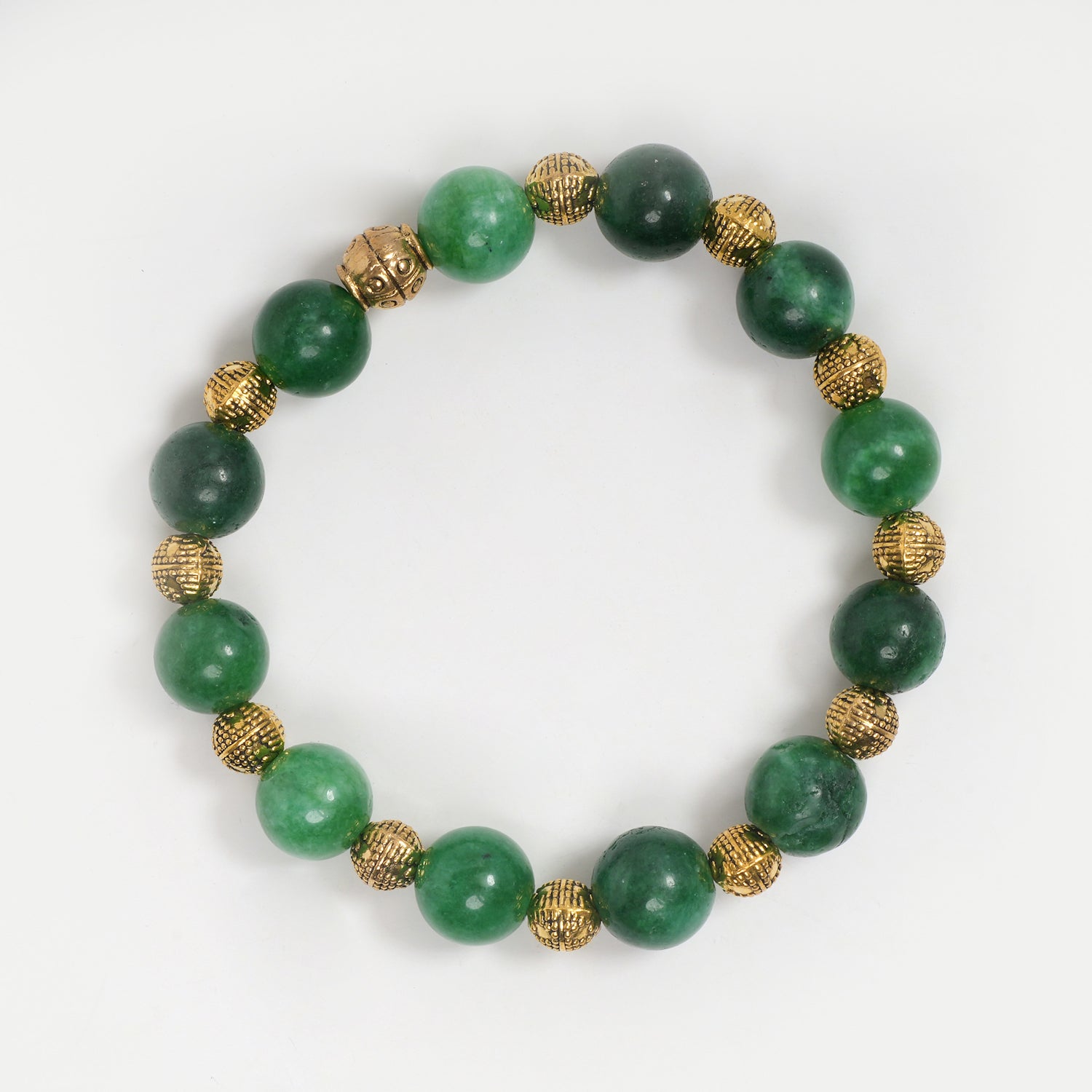 Eykaa EYKAA GREEN JADE WITH SHELL PEARLS WITH GOLDEN BEADS BRACELET with white background