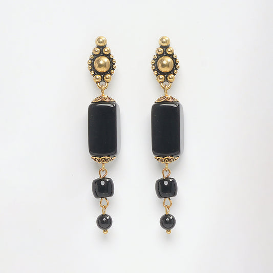 EYKAA BLACK ONYX AND HAKIK EARRINGS