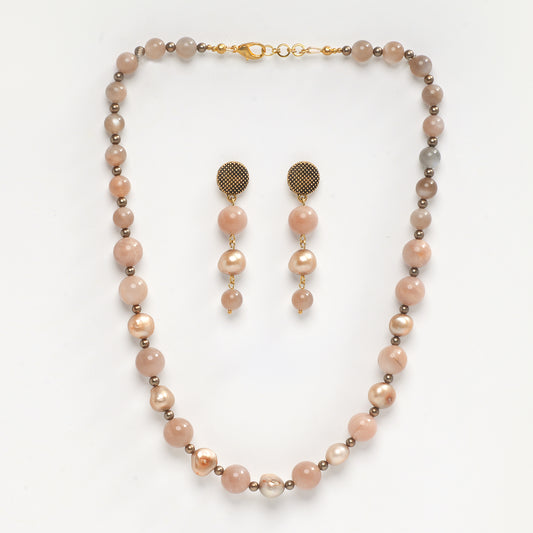 EYKAA PEACH MOONSTONE, FRESHWATER PEARL AND SHELL PEARL NECKLACE WITH EARRINGS