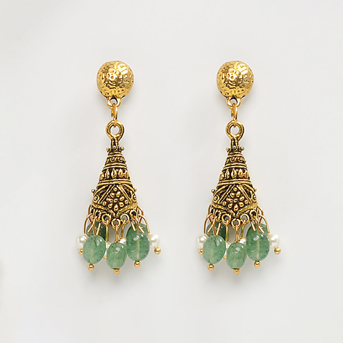 EYKAA GREEN STRAWBERRY QUARTZ AND SHELL PEARL EARRINGS