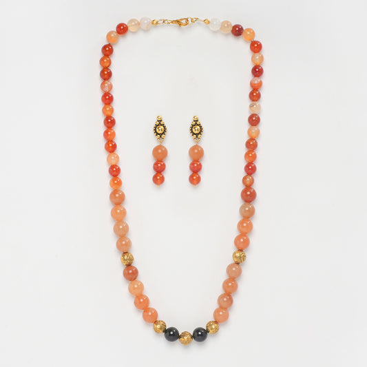 Eykaa AGATE WITH GOLDEN PENDANT AND TIGER EYE NECKLACE WITH EARRINGS