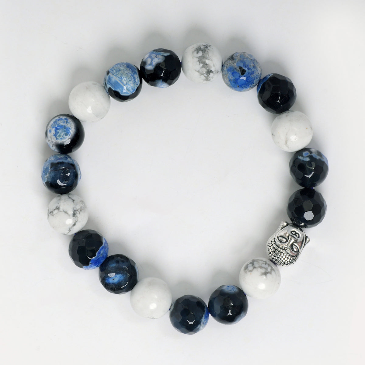 EYKAA AGATE AND WHITE HOWLITE BRACELET