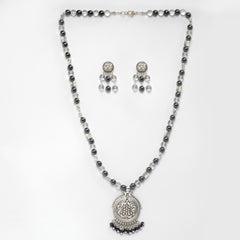 Eykaa CLEAR QUARTZ AND HEMATITE NECKLACE WITH EARRINGS